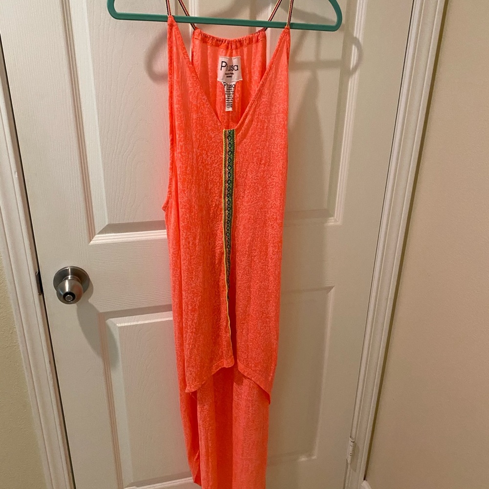 Pitusa hi-low beach cover up